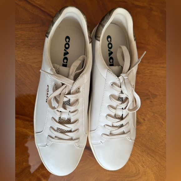 Coach Clip Low Top Leather Sneakers in Chalk/Khaki sz 11 - Picture 5 of 15